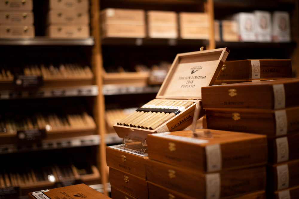 how to open a cigar shop